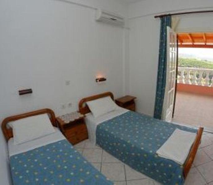 Villa Leonidas Agios Stefanos Avliotes  Room photo